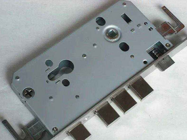 佳木斯24小时上门开锁公司